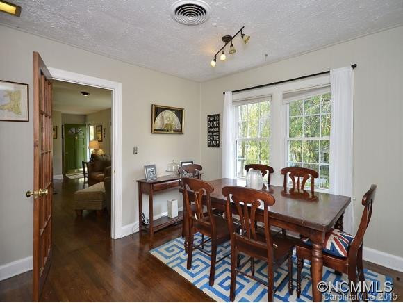1115 Willow Road - Photo 4