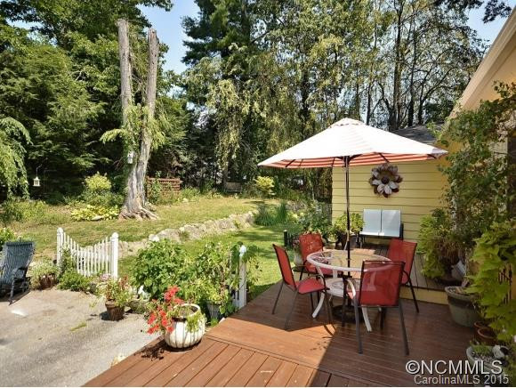 1115 Willow Road - Photo 7
