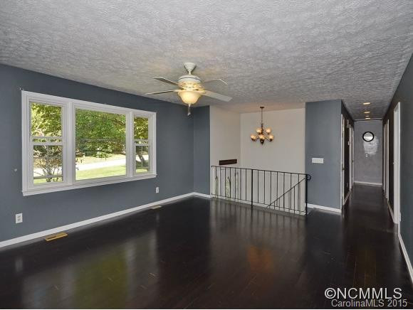 1838 Glenheath Drive - Photo 3