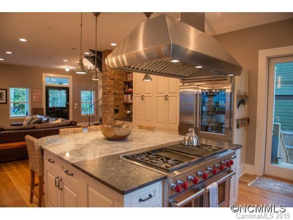 139 Montford Avenue - Photo 10