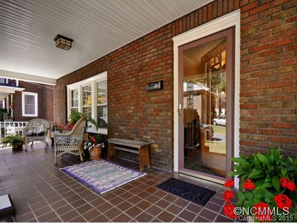 33 Melrose Avenue - Photo 2