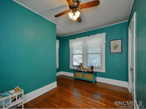 33 Melrose Avenue - Photo 11