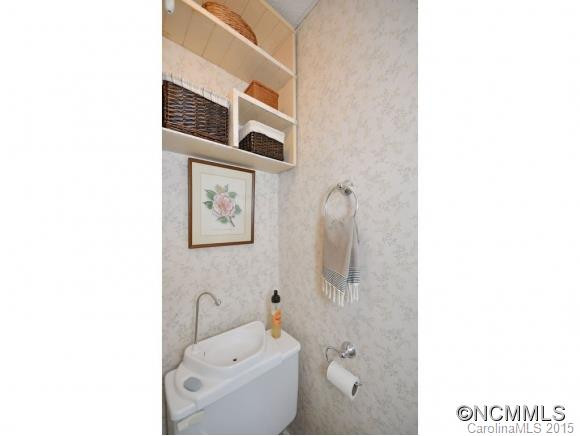 33 Melrose Avenue - Photo 16