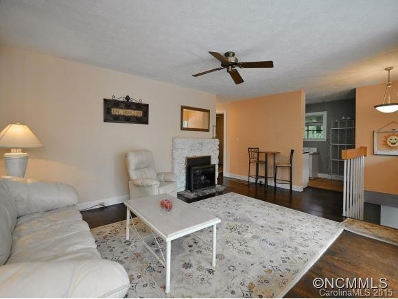1611 Hebron Road - Photo 4
