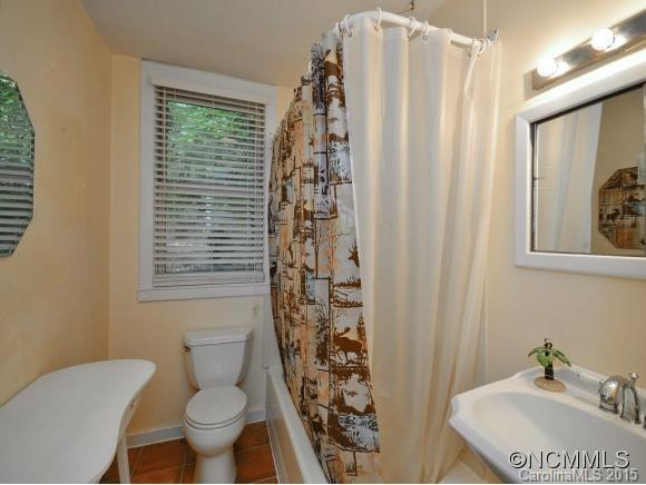 1611 Hebron Road - Photo 7