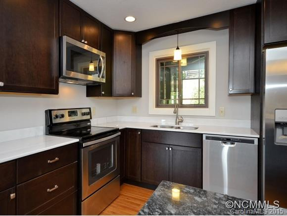 145 Stratford Road - Photo 8