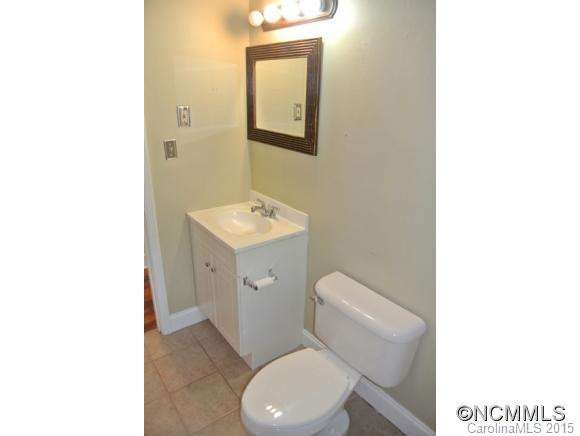 2 W Chapel Circle - Photo 10