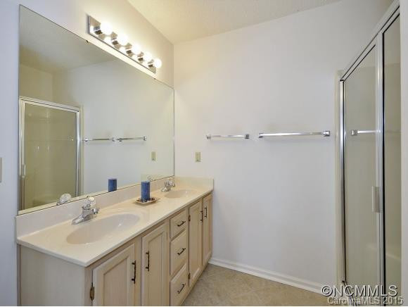 403 Woodlea Court - Photo 13