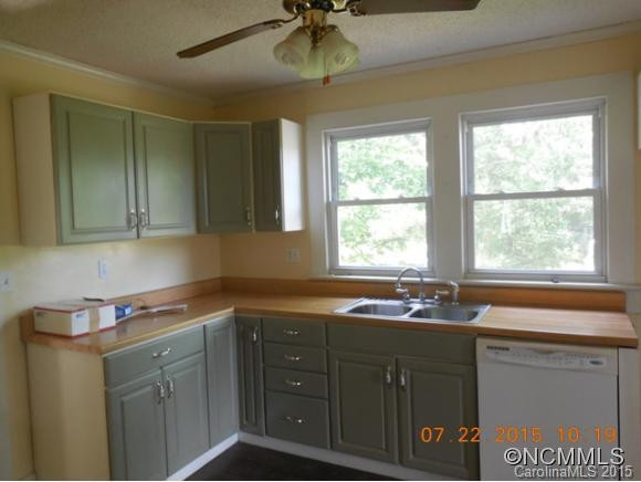 1750 Greenville Highway - Photo 11