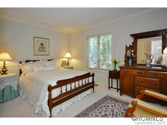 133 Edgewood Road - Photo 15