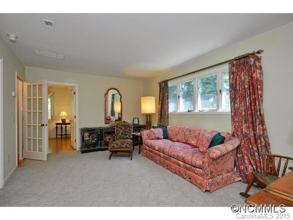 133 Edgewood Road - Photo 16