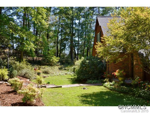 133 Edgewood Road - Photo 3
