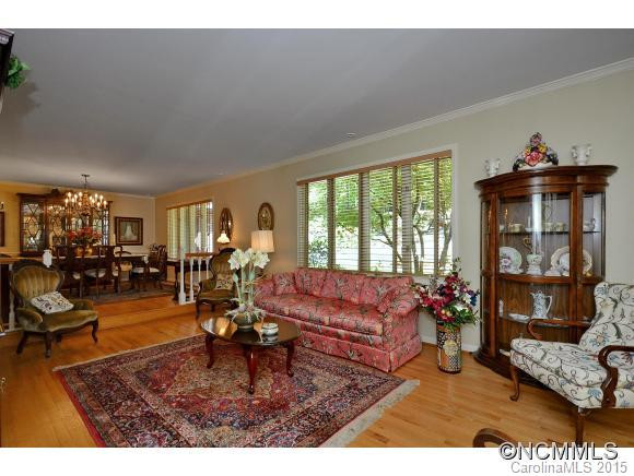 133 Edgewood Road - Photo 4