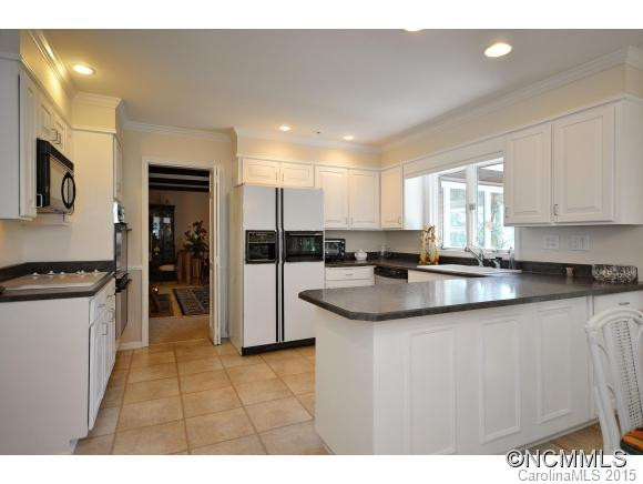 133 Edgewood Road - Photo 9