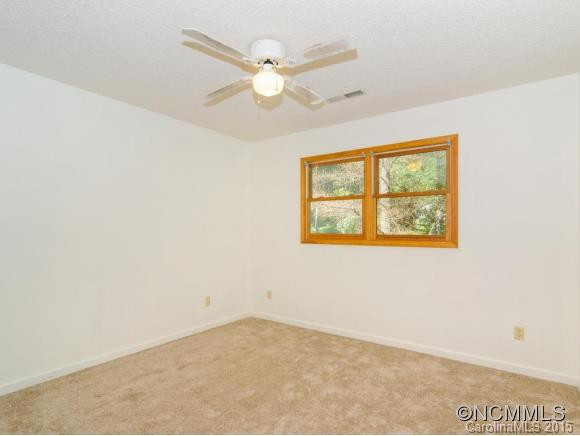 4 Westwood Drive - Photo 15