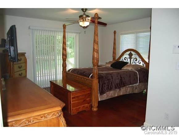417 Lindsey Loop - Photo 8