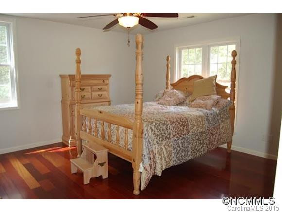 417 Lindsey Loop - Photo 9
