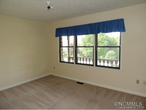 121 Mountain Valley - Photo 9