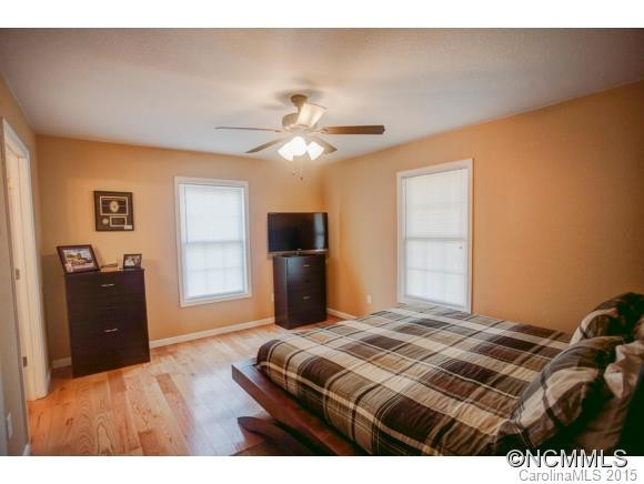 14 Old Chapman Place - Photo 6