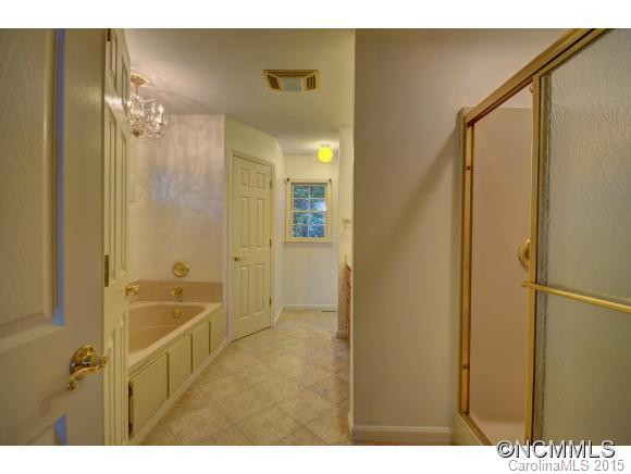 760 Redfield Drive - Photo 11
