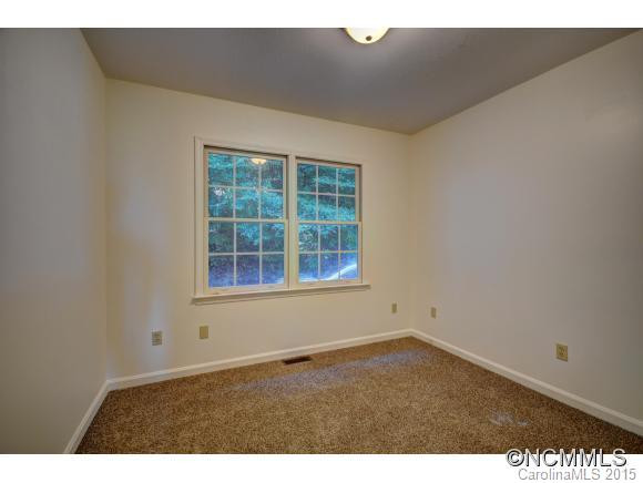 760 Redfield Drive - Photo 17