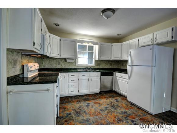 760 Redfield Drive - Photo 7