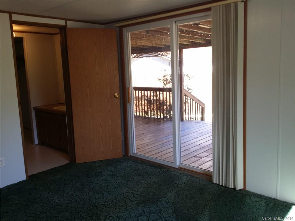 327 Davis Hill Road - Photo 5