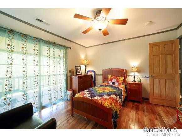 2066 Chinquapin Road - Photo 9