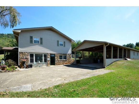 209 Old Home - Photo 2