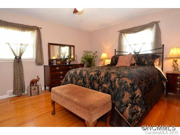 209 Old Home - Photo 12