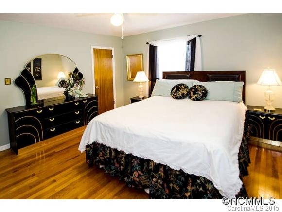 209 Old Home - Photo 14