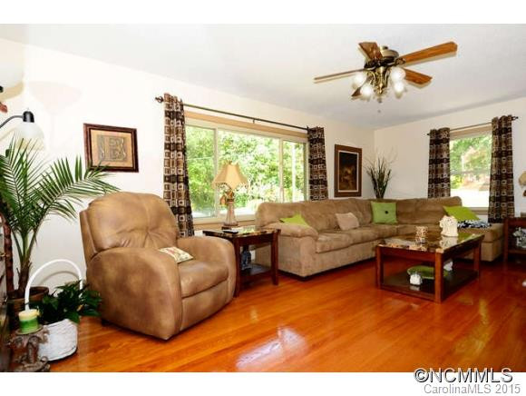 209 Old Home - Photo 3