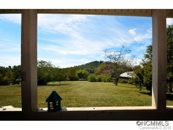 209 Old Home - Photo 10