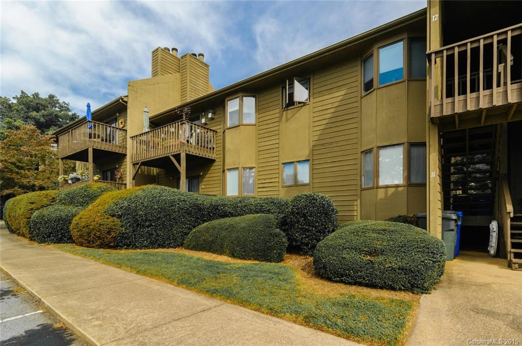 201 Racquet Club Road #11