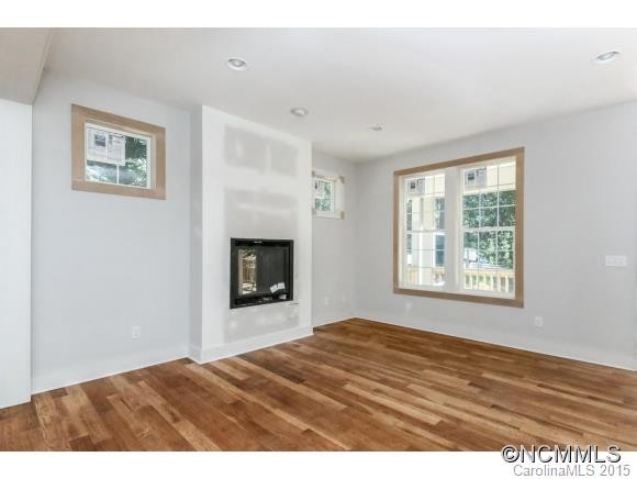98 Barnard Avenue - Photo 2