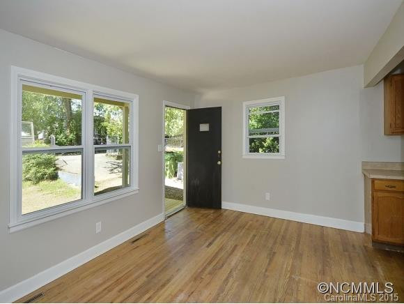 19 Crestland Road - Photo 3