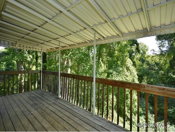 19 Crestland Road - Photo 7