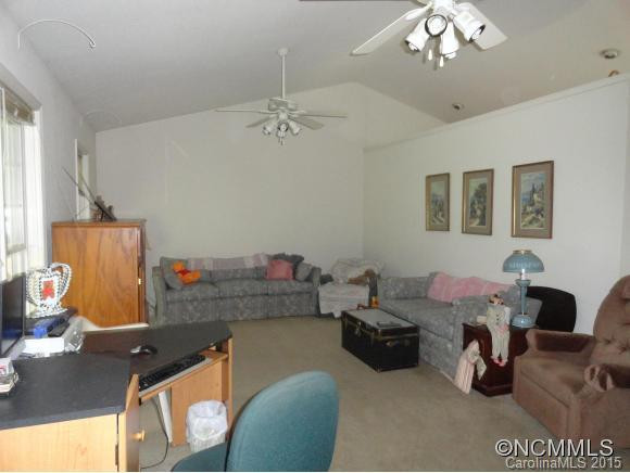 65 Talbot Street - Photo 3