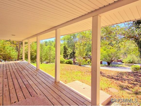 35 Evelake Drive - Photo 15