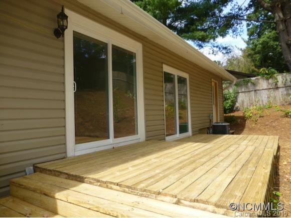 35 Evelake Drive - Photo 18