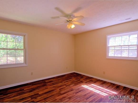 35 Evelake Drive - Photo 9