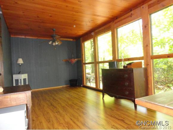 633 Kingdom Place - Photo 12