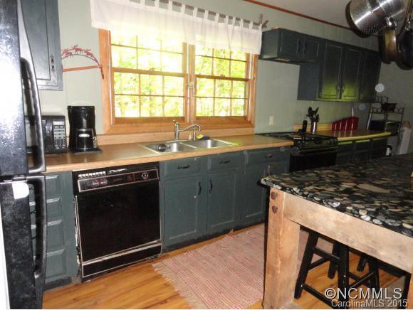 633 Kingdom Place - Photo 3