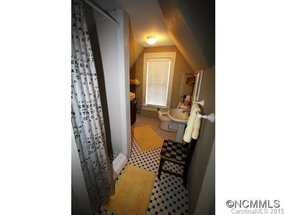 315 Greenville Street - Photo 14