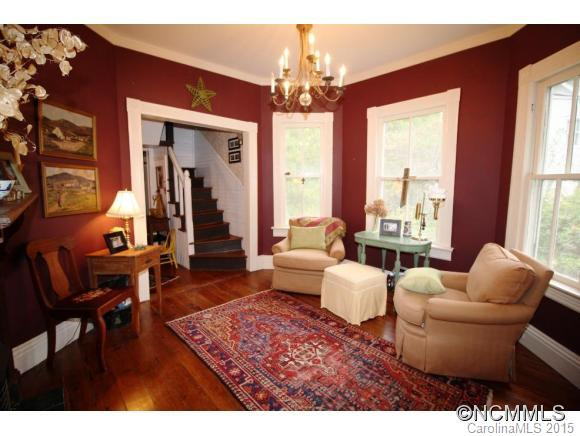315 Greenville Street - Photo 3