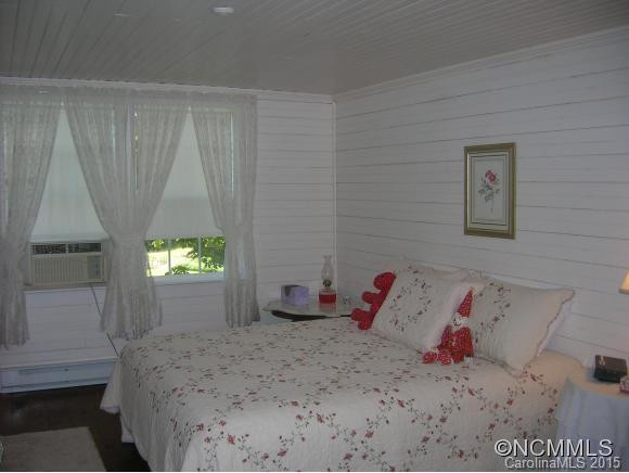 2437 Maple Creek Road - Photo 15
