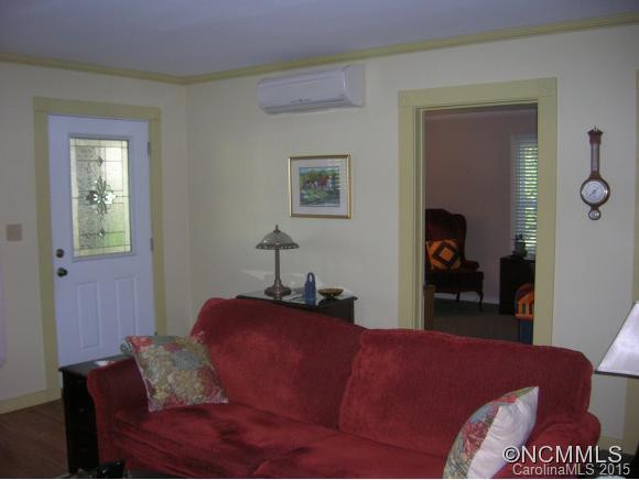 2437 Maple Creek Road - Photo 3