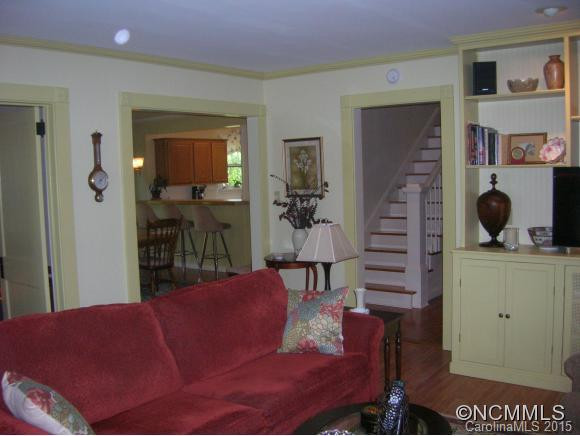 2437 Maple Creek Road - Photo 4