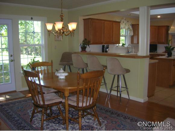 2437 Maple Creek Road - Photo 5