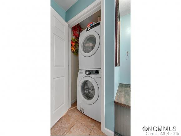 74 Robinson Avenue - Photo 11
